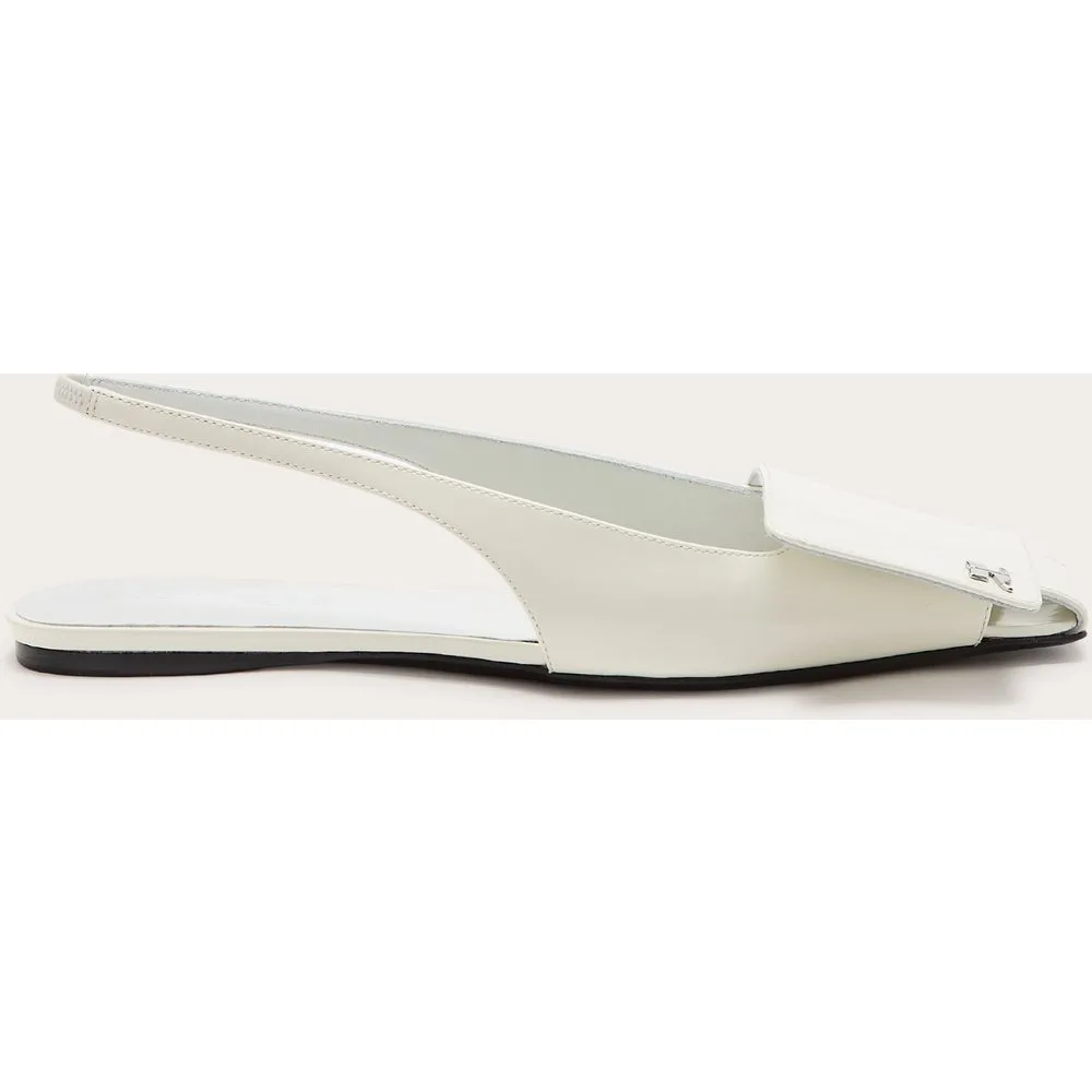Zapatos destalonados de charol - Courrèges - FashionsVida