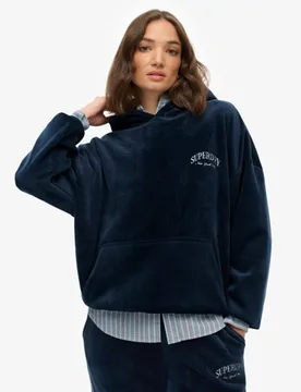 Superdry Damen Gesticktes Logo Country Club Velour Entspannter Kapuzenpullover, Marineblau, Größe: 42 - 79.99 - FashionsVida