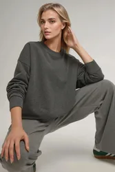 Womens Oversized Crew Neck Basic Sweatshirt - Dark Grey - Size Medium