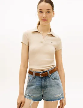 Polo de mujer slim fit en canalé de - Tommy Jeans - FashionsVida