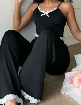 Conjunto de pijama de top de tirantes con encaje y pantalones cortos estilo Y2K para mujer L - Shein - FashionsVida