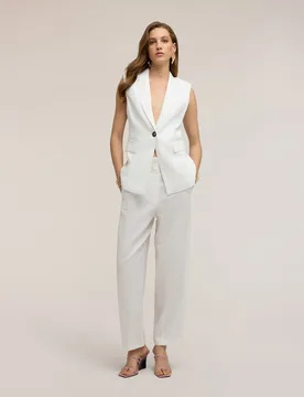 Pantalones de mujer con pinzas en el bajo de mezcla de lino ajuste barrel de talle alto cierre con corchetes - Motivi - FashionsVida