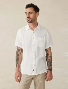 Camisa de hombre lisa manga corta - Faherty - FashionsVida