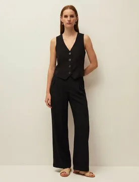 Chaleco fluido de mujer con escote pico y cierre con botones - System Action - FashionsVida
