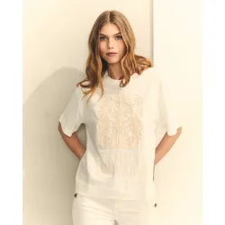Camiseta de mujer con bordado con cuerda delantero