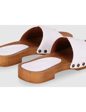 Zuecos planos de mujer con pala ancha y suela de madera - Chika10 - FashionsVida