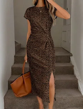 Vestido midi de corte alto con cintura retorcida y estampado de leopardo, elegante y retro; Vestido de punto de textura casual y ajustado para mujer; - Shein - FashionsVida