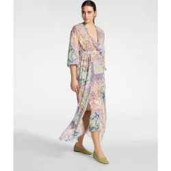 Vestido largo estampado con cuello de pico y mangas largas