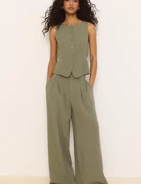 Verstellbare, rustikale Super-Wide-Hose Khaki 36 - Stradivarius - FashionsVida
