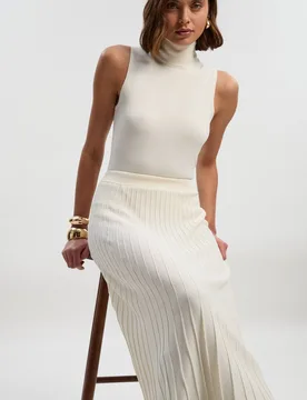 Women's High Waisted Textured Knit Full Maxi Skirt in Ivory Size: XS - Ivory - Size: XS - Karen millen - FashionsVida