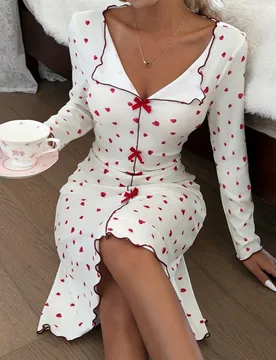 Camisón de manga larga con estampado de corazón romántico y decoración de lazo, para invierno L - Shein - FashionsVida
