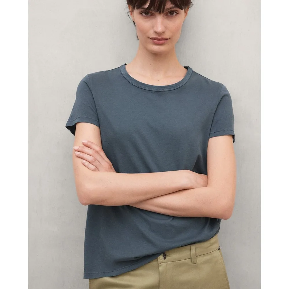Camiseta de mujer con corte regular y cuello redondo - Ecoalf - FashionsVida