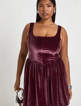 Womens Plus Square Neck Corset Detail Velvet Dress - Purple - Boohoo - FashionsVida