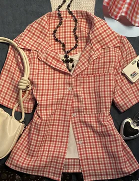 Camisa casual vintage de mujer a cuadros rojos y blancos de manga corta con cuello polo para verano, escuela, vuelta a clases, uso diario cómodo, reg - Shein - FashionsVida
