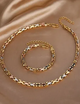 Jewelry wholesale in Europe and America, ins-style niche design necklaces, versatile electroplated gold-plated handmade buckle c - Aliexpress - FashionsVida