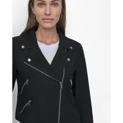 Chaqueta con detalle de cremalleras