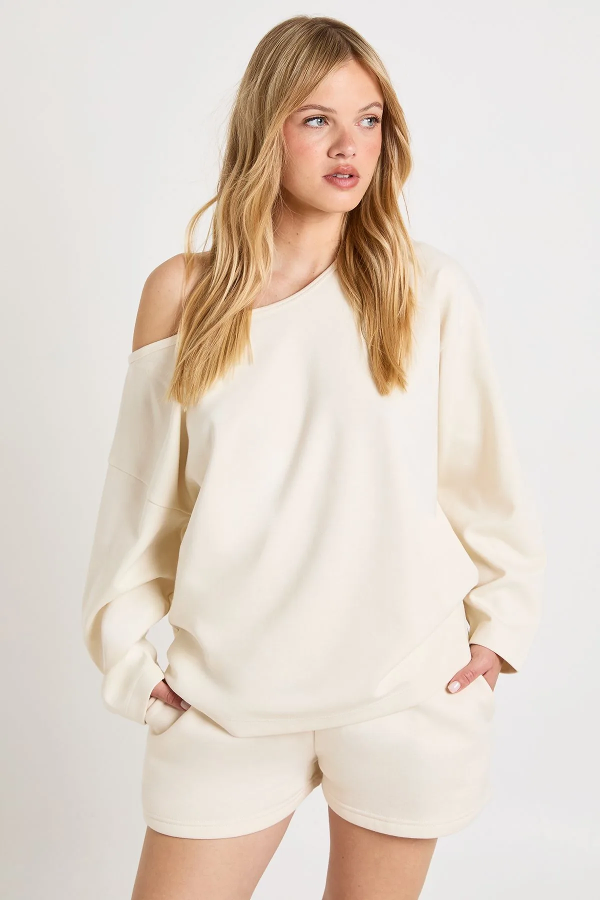 Womens Petite Interlock Off Shoulder Sweatshirt - Ecru Cotton - Size Large - Boohoo - FashionsVida
