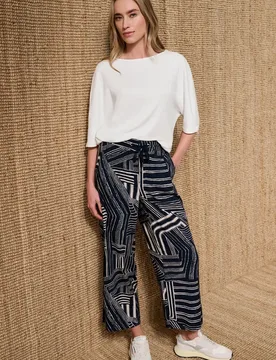 Basic Shirt mit Boat Neck und Elastikbund female Weiß - Street One - FashionsVida
