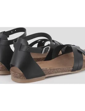 Sandalias de tiras de mujer de piel con cierre de hebilla - Blogger - FashionsVida