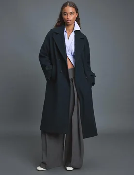 Langer oversize Mantel mit weichem Griff Marineblau XL - Stradivarius - FashionsVida