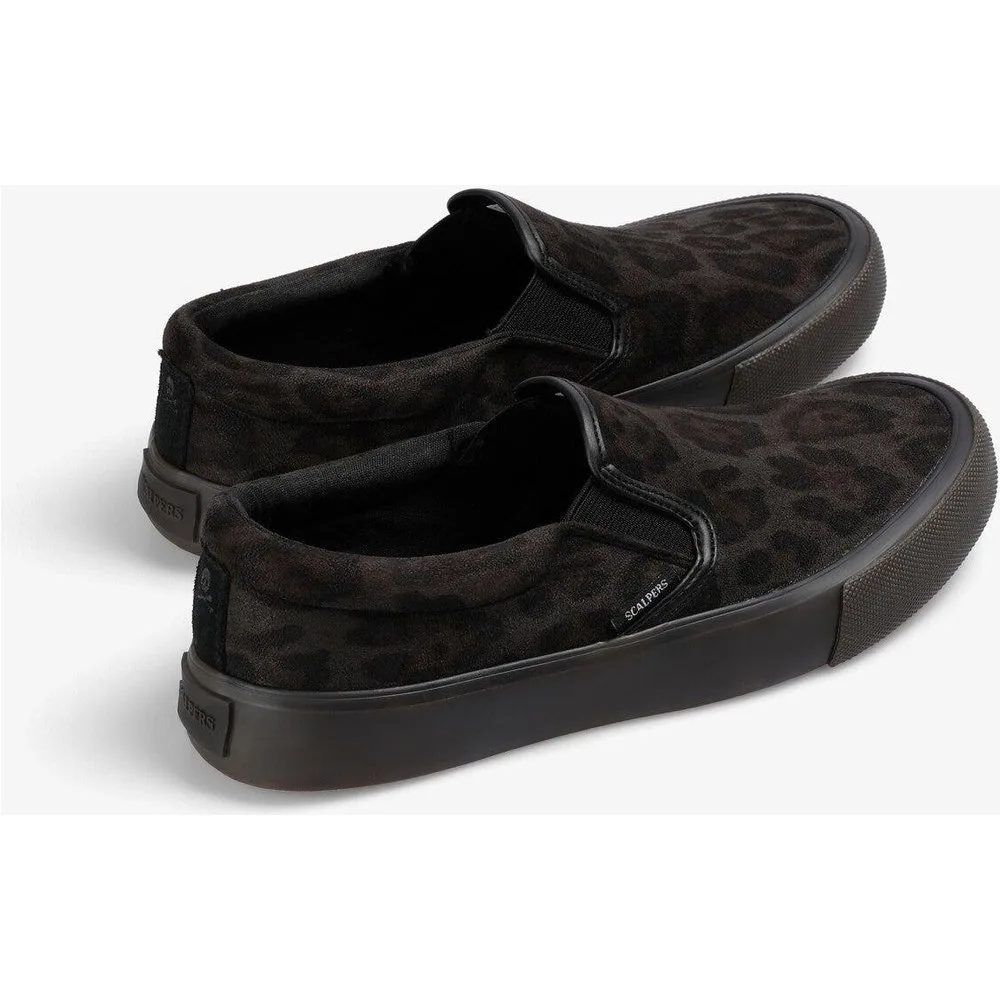 Zapatillas básicas de mujer tipo slip-on con estampado animal print - Scalpers - FashionsVida