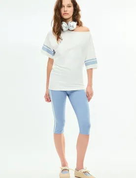 Leggings mit Seitenstreifen Himmelblau XS - Stradivarius - FashionsVida