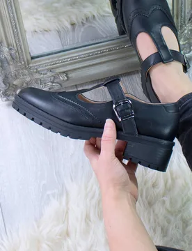 Women's Mid Heel Chunky Platform T-Bar Brogue Mary Janes in Black Size: 5 - Black - Size: 5 - Ajvani - FashionsVida