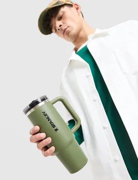 Quencher ProTour Flip Straw 0.89L Tumbler - Damen, Grün - female - Size: 0.89L - Stanley 1913 - FashionsVida