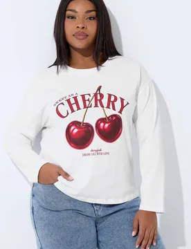 Women's Cherry Graphic Oversized T-Shirt in White Size: 26-28 - White - Size: 26-28 - Yours - FashionsVida
