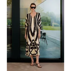 Vestido túnica con manga francesa