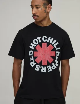 Herren Übergroßes Oberteil Mit Red Hot Chilli Peppers Lizenz-Aufdruck Black Größe Medium - boohooMAN - FashionsVida