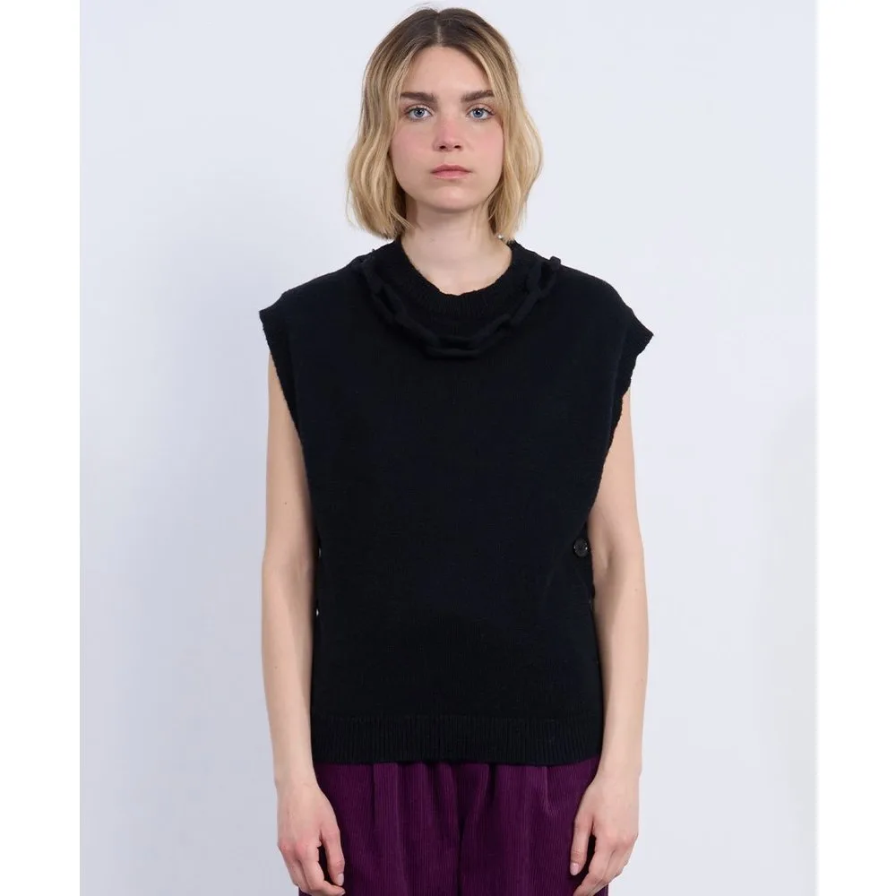 Jersey de mujer de manga corta detalle botones - Lili Sidonio - FashionsVida