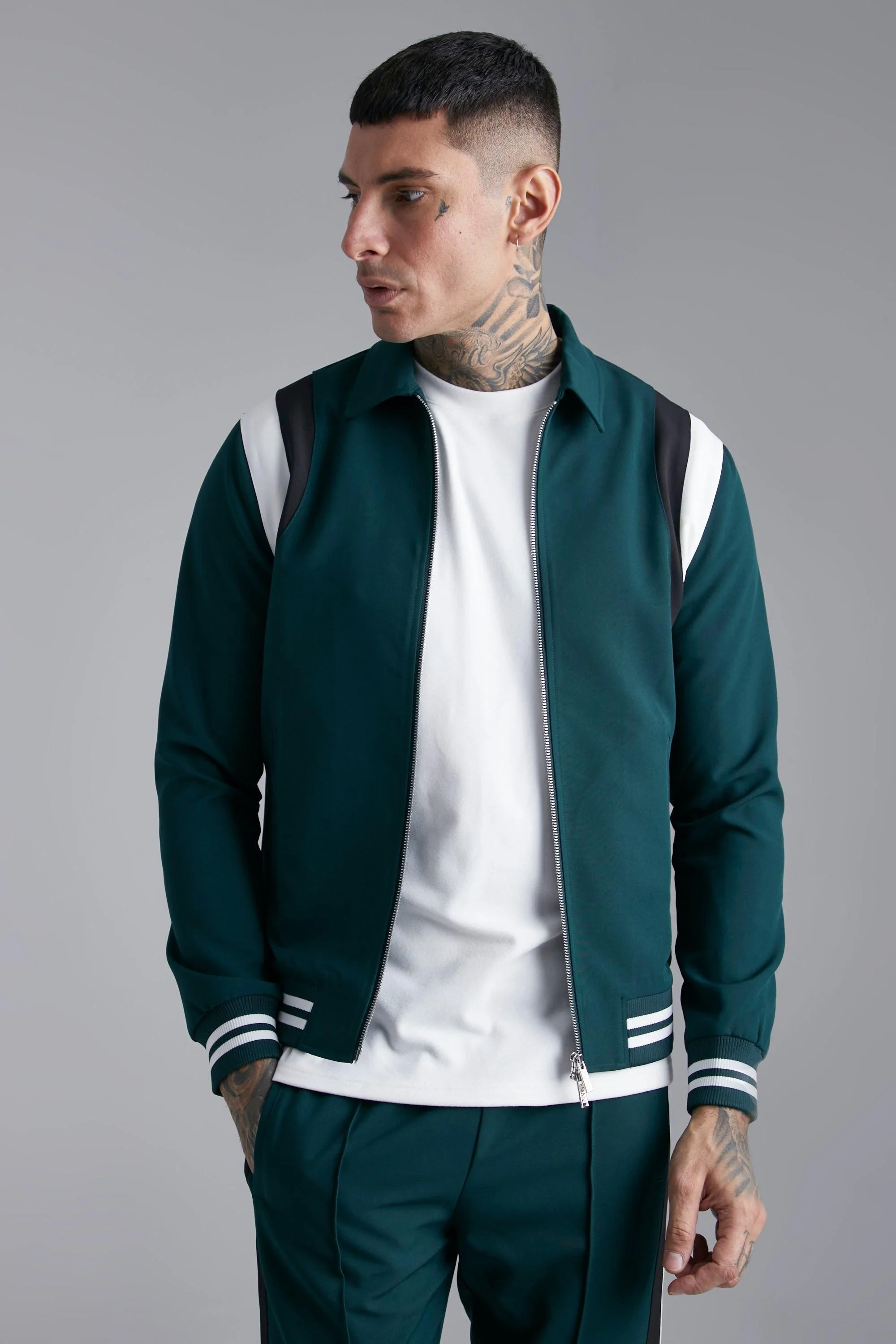 Mens Tailored Collared Varsity Regular Fit Bomber Jacket - Green - Size Medium - boohooMAN - FashionsVida