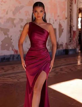 Elegante vestido de dama de honor de un solo hombro, cintura ajustada y abertura alta con cola, adecuado para regreso a casa, invitada de boda, cena f - Shein - FashionsVida
