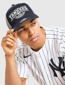 MLB M-Crown 9FORTY Trucker Cap - Damen, Schwarz - female - Size: One Size - New era - FashionsVida