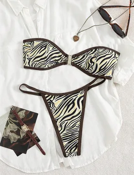 Nuevo bikini de mujer sexy y a la moda con estampado de rayas, traje de baño tipo bandeau para vacaciones, playa y verano XS - Shein - FashionsVida