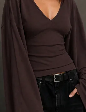 Elegante blusa de talla grande con cuello en V, manga larga, cintura ceñida, puños de campana, dobladillo regular, para mujer 1XL - Shein - FashionsVida