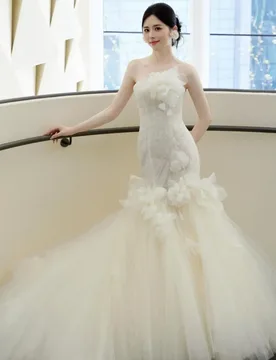 A new strapless light and dress with fishtail as the main fabric for going out - Aliexpress - FashionsVida