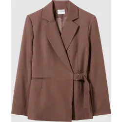Blazer de mujer recto con cuello sastre y cierre cruzado de doble hebilla plateada