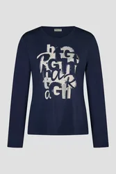Shirt liegend female
