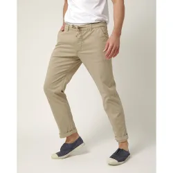 Pantalón jogger regular fit tejido ligero con cordón de hombre