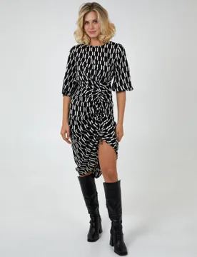 Mono Geometric Print Ruched Hem Dress - 8 / BLACK - female - Blue Vanilla - FashionsVida