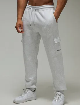 Herren Herren Active Regular Fit Cargo Jogger Hose Light Grey Größe 2XL - boohooMAN - FashionsVida