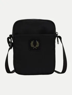 Umhängetasche in Knitteroptik Schwarz - Fred perry - FashionsVida