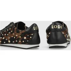 Zapatillas de mujer en piel animal print con tachas