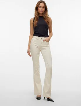 Jeans flared de mujer tiro medio - Vero Moda - FashionsVida