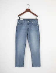 Mid Rise Straight Leg Cropped Jeans Dark Blue female