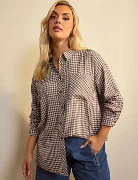 Women's Check Boyfriend Shirt in Light Brown Size: 22-24 - Light Brown - Size: 22-24 - Yours - FashionsVida