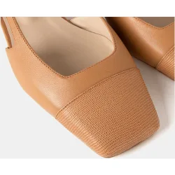 Zapatos de salón de mujer confeccionados en piel grabada efecto lagarto