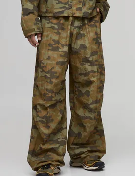 Herren Extreme Fallschirm Tarn Ripstop Hose Green Größe XL - boohooMAN - FashionsVida